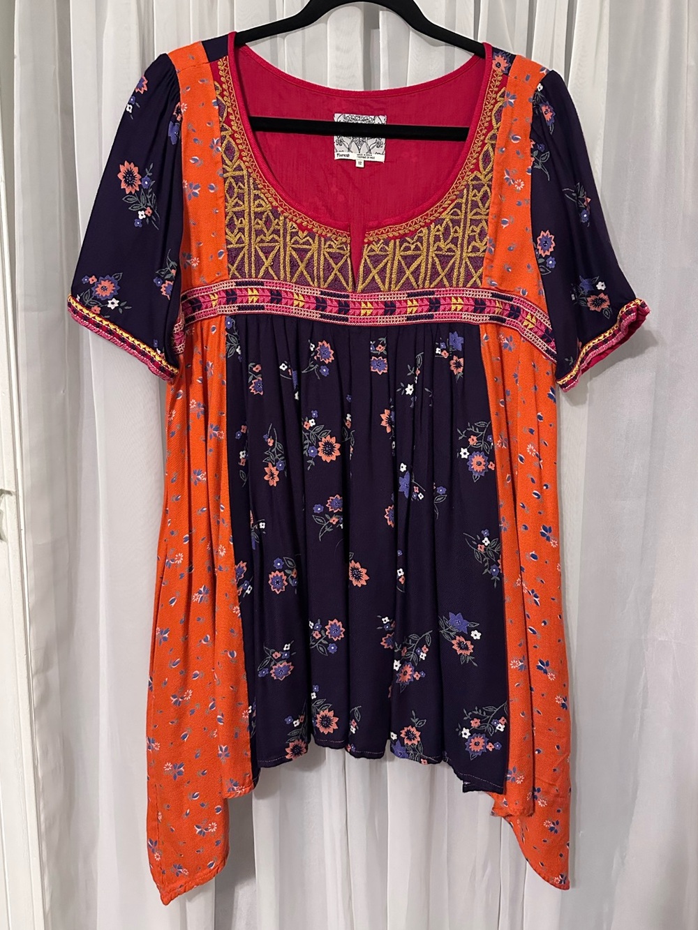 Floreat Boho Orange Plum Floral Embroidered Tunic with pockets size M